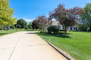 W328N3834 Range Woods Dr, Nashotah, WI 53058 - Photo 47