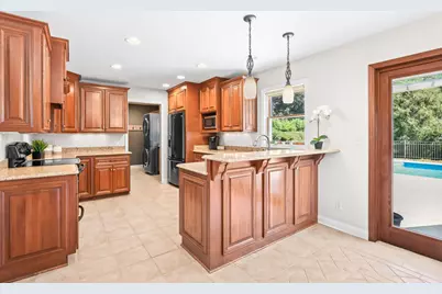 W328N3834  Range Woods Dr, Nashotah, WI 53058 - Photo 13