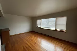 8305 W Morgan Ave, Milwaukee, WI 53220 - Photo 7