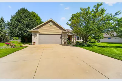 4372  113th St, Pleasant Prairie, WI 53158 - Photo 3