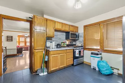 3411 S 14th St #3411A, Milwaukee, WI 53215 - Photo 9