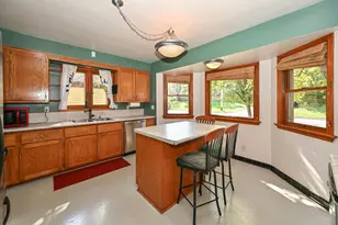 2202 Lefeber Ave, Wauwatosa, WI 53213 - Photo 9