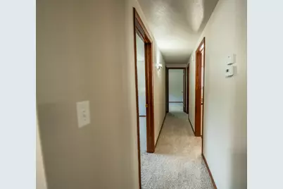 2421  Skyline Dr, West Bend, WI 53090 - Photo 19