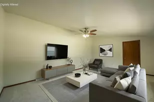 2421 Skyline Dr, West Bend, WI 53090 - Photo 11
