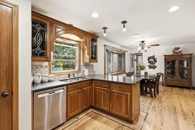 N95W25161  Whitewater Dr, Lisbon, WI 53017 - Photo 5