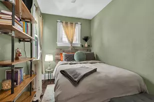 2357 E Oklahoma Ave, Milwaukee, WI 53207 - Photo 9