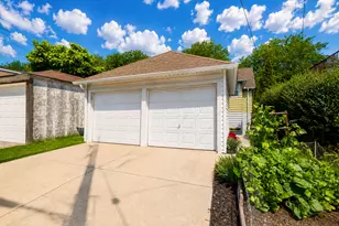 2357 E Oklahoma Ave, Milwaukee, WI 53207 - Photo 23