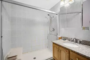 513 N 31st St, Milwaukee, WI 53208 - Photo 17