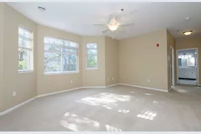 18235 W Wisconsin Ave, Brookfield, WI 53045 - Photo 23