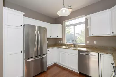 18235 W Wisconsin Ave, Brookfield, WI 53045 - Photo 17