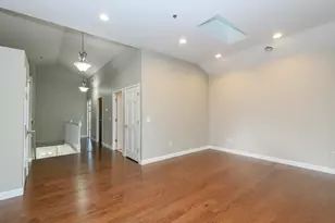 18235 W Wisconsin Ave, Brookfield, WI 53045 - Photo 9