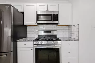 611 W Mequon Rd, Mequon, WI 53092 - Photo 13