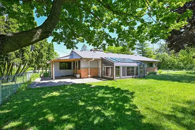 611 W Mequon Rd, Mequon, WI 53092 - Photo 35
