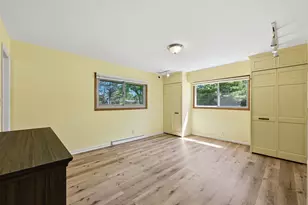 611 W Mequon Rd, Mequon, WI 53092 - Photo 25