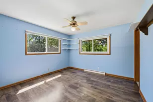 611 W Mequon Rd, Mequon, WI 53092 - Photo 29
