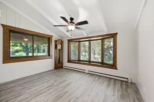 611 W Mequon Rd, Mequon, WI 53092 - Photo 15