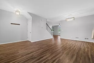 8126 Whitetail Dr, Racine, WI 53406 - Photo 5