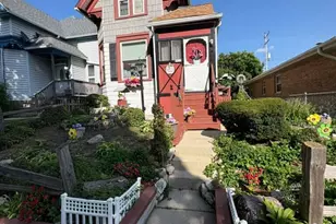 2812 S 34th St, Milwaukee, WI 53215 - Photo 1