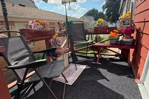 2812 S 34th St, Milwaukee, WI 53215 - Photo 9
