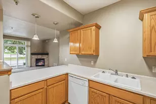 1441 Garay Ln, Port Washington, WI 53074 - Photo 9