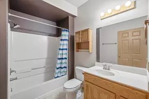 1441 Garay Ln, Port Washington, WI 53074 - Photo 17
