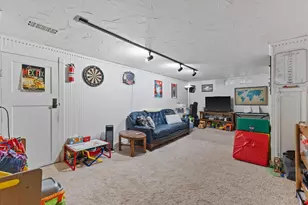 3153 S Pennsylvania Ave, Milwaukee, WI 53207 - Photo 29