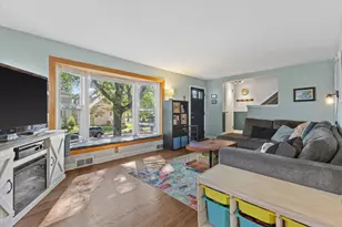 3153 S Pennsylvania Ave, Milwaukee, WI 53207 - Photo 5
