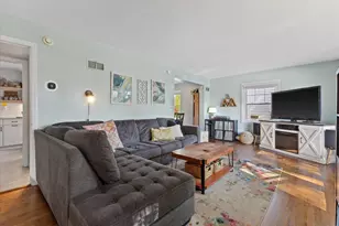 3153 S Pennsylvania Ave, Milwaukee, WI 53207 - Photo 3