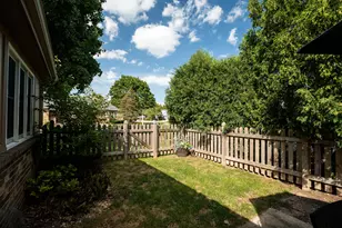 627 W Aspenwood Ct, Bayside, WI 53217 - Photo 41