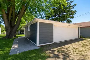 513 N Harrison St, Port Washington, WI 53074 - Photo 19