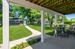 513 N Harrison St, Port Washington, WI 53074 - Photo 17