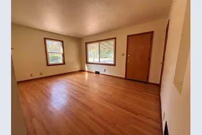 5276 N 60th St, Milwaukee, WI 53218 - Photo 5