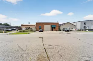 3645 E Mallory Ave, Cudahy, WI 53110 - Photo 1