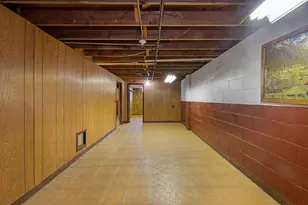 5401 W Cold Spring Rd, Greenfield, WI 53220 - Photo 15