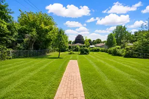 5401 W Cold Spring Rd, Greenfield, WI 53220 - Photo 19