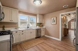 2405-2407 N Frederick Ave, Milwaukee, WI 53211 - Photo 39