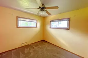 707 Lakeview Ave, South Milwaukee, WI 53172 - Photo 11