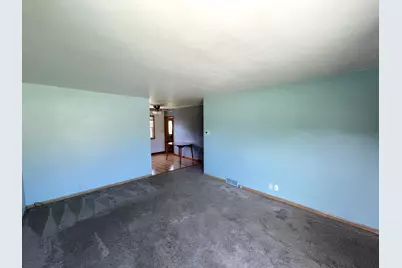 707  Lakeview Ave, South Milwaukee, WI 53172 - Photo 7