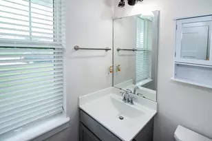 3633 Morris St, Racine, WI 53126 - Photo 15