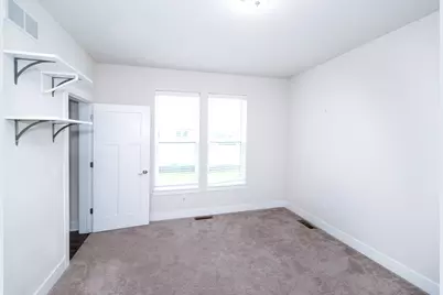 3633  Morris St, Racine, WI 53126 - Photo 31