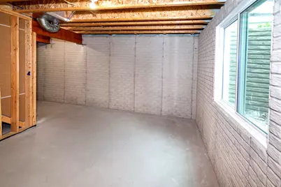 3633  Morris St, Racine, WI 53126 - Photo 65