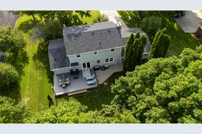 W358N5884  Surrey Dr, Oconomowoc, WI 53066 - Photo 51