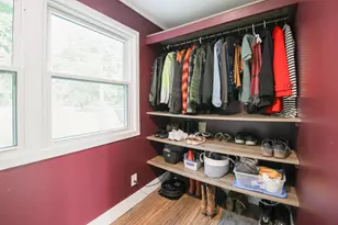 W358N5884 Surrey Dr, Oconomowoc, WI 53066 - Photo 25