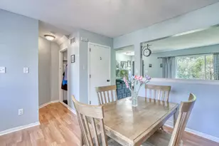 W163N11522 Windsor Ct, Germantown, WI 53022 - Photo 9