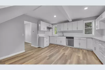 1715 S 9th St, Sheboygan, WI 53081 - Photo 11