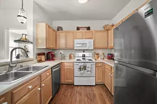 4120 S Lake Dr, Saint Francis, WI 53235 - Photo 3