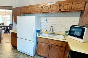 202 Grand Ave, Hartford, WI 53027 - Photo 11