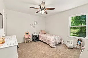 935 N 124th St, Elm Grove, WI 53122 - Photo 15