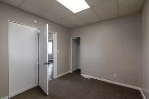 1009 5th Ave, La Crosse, WI 54601 - Photo 11