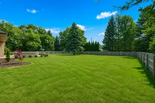 11630 N Riverland Rd, Mequon, WI 53092 - Photo 17